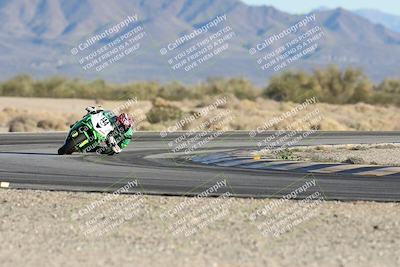 media/Dec-07-2025-CVMA (Sun) [[3e7d2de5dc]]/Race 16-Formula Middleweight/